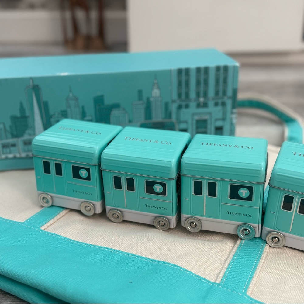 New Tiffany & Co 2022 VIP Mooncake Festival Gift Set Metal Train Rare Collective